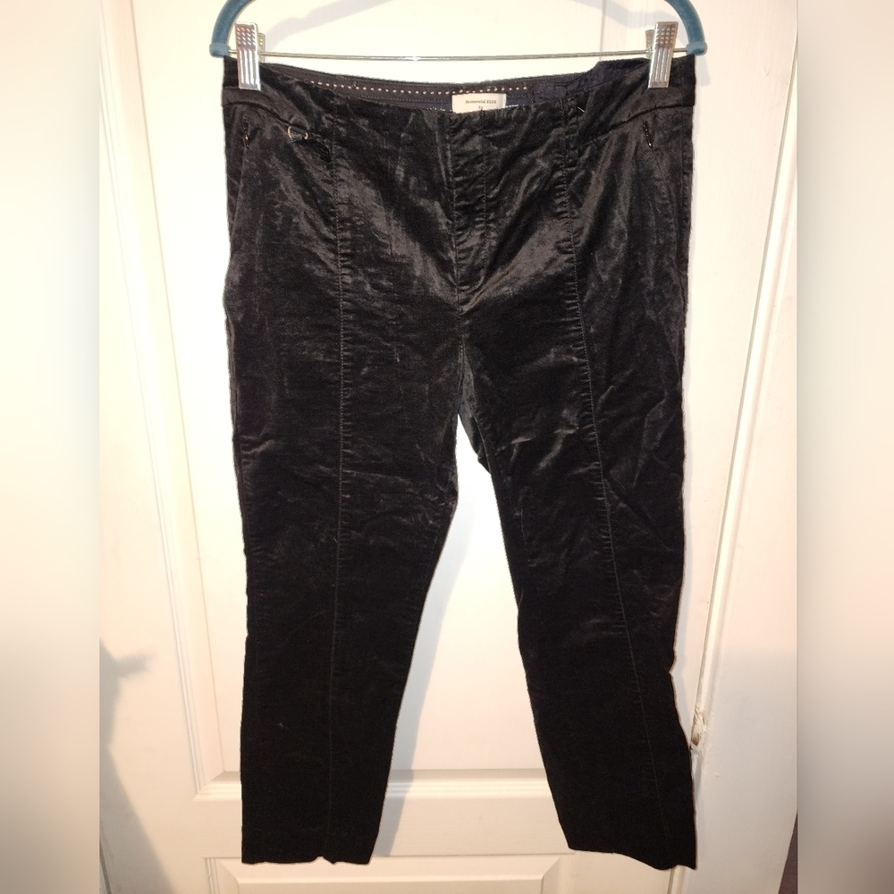 Black the essential slim by Anthropologie velvet ankle pants. Size 8